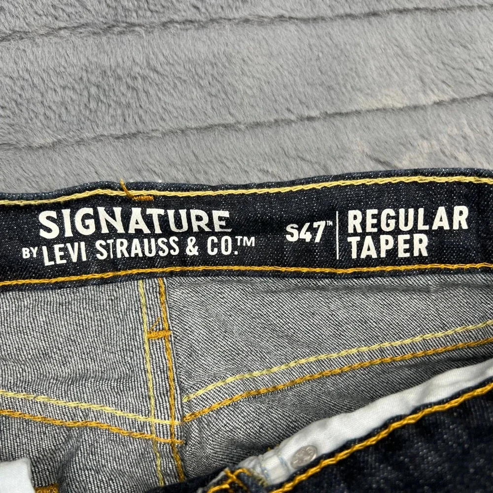 Signature by Levi Strauss Co S47 Regular Taper Dark Wash Jeans Mens 28x30